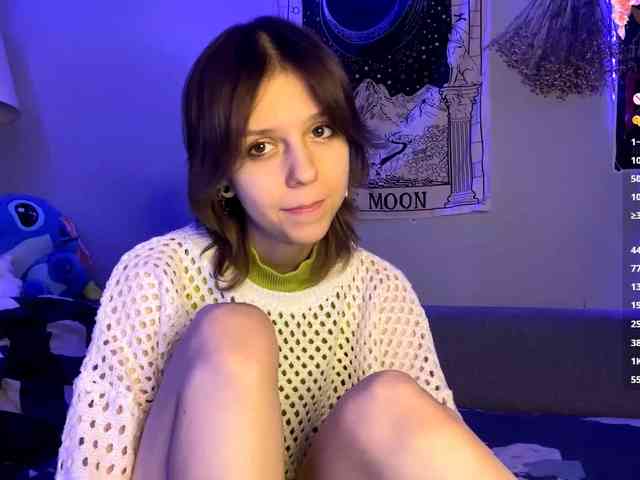 SweetieLuna webcam
