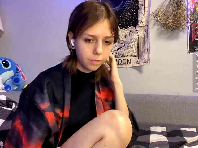 SweetieLuna webcam
