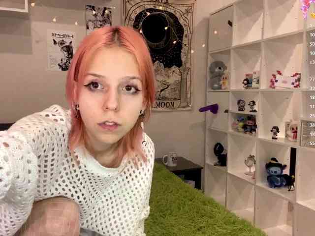 SweetieLuna webcam