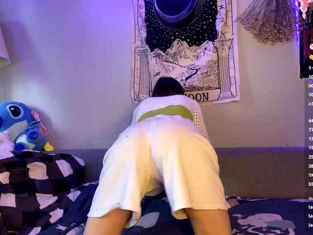 JustinaFoor Live Webcam on BongaCams