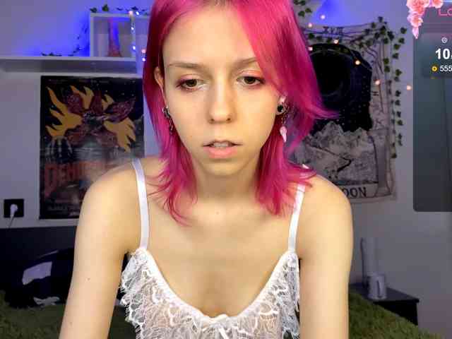 SweetieLuna webcam