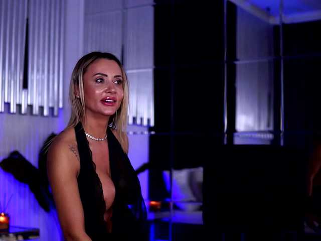 CelesteArden's BongaCams show and profile