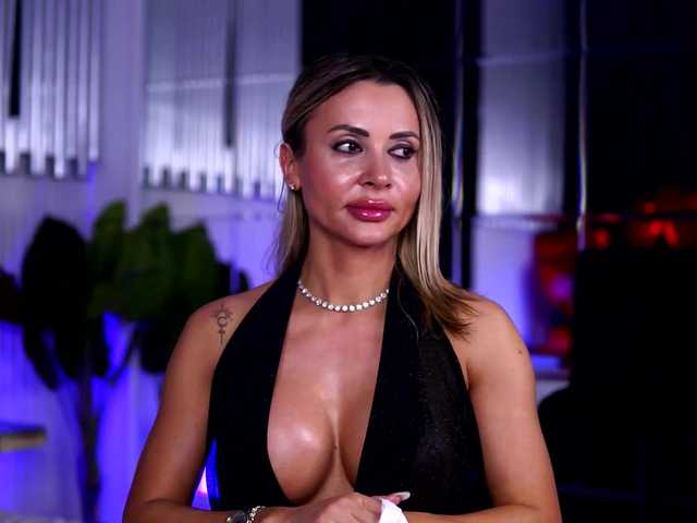 CelesteArden's BongaCams show and profile