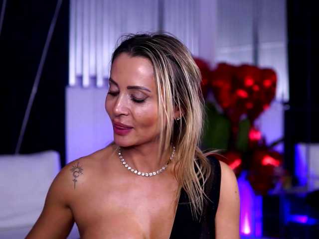 CelesteArden's BongaCams show and profile