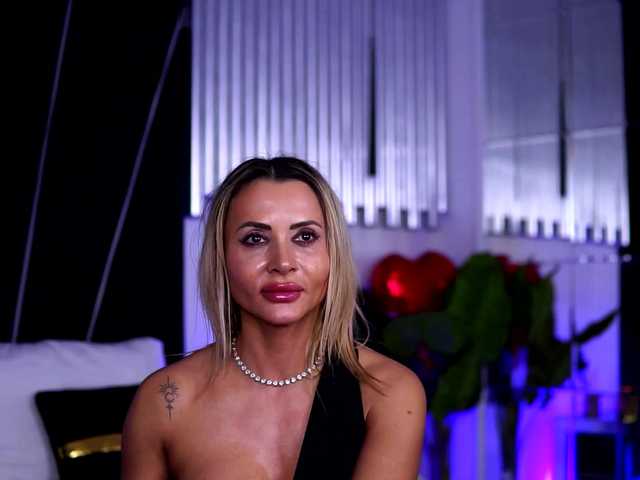 CelesteArden's BongaCams show and profile