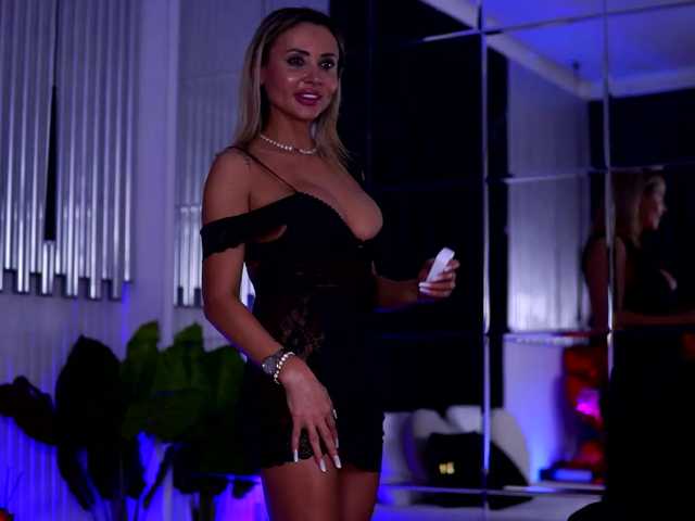 CelesteArden's BongaCams show and profile