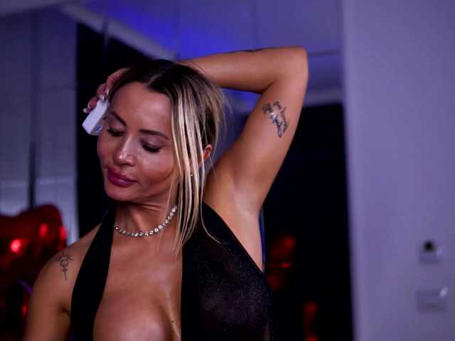 CelesteArden's BongaCams show and profile