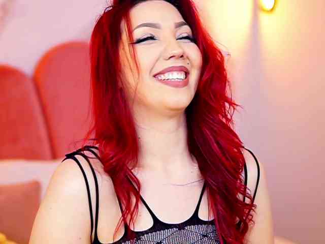 ScarletVeyra webcam