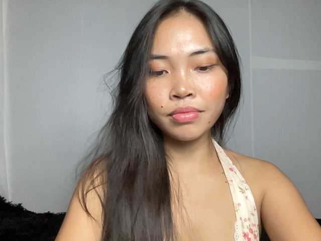 Yumii Live Cam and Statistics on UnifiedCams