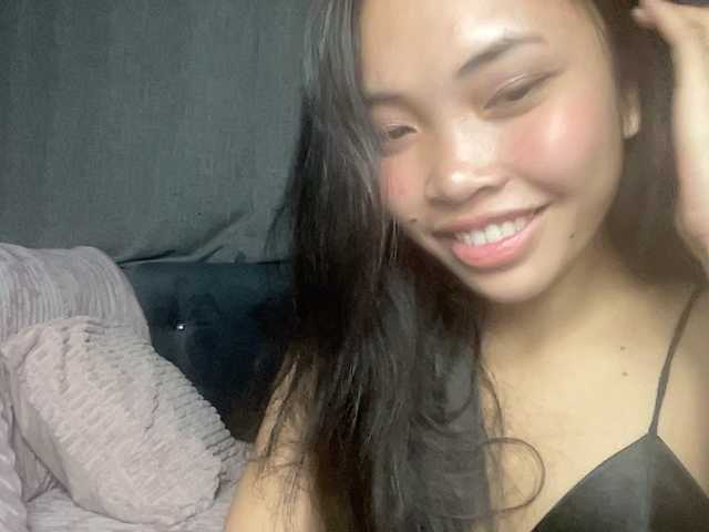 Yumii's BongaCams show and profile