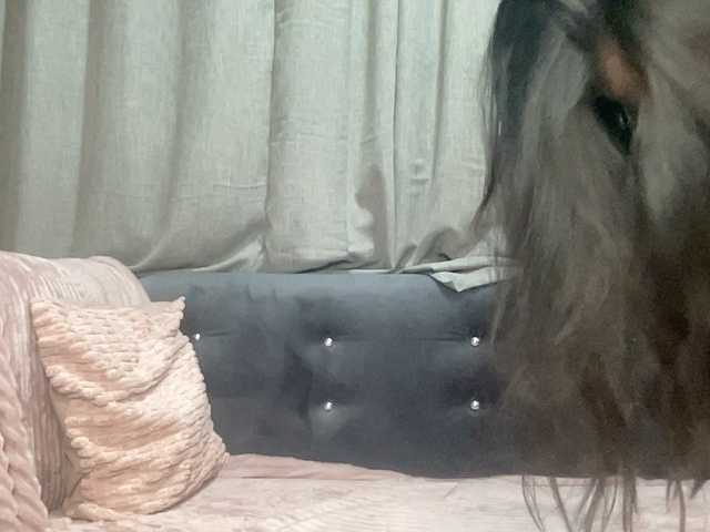 Yumii's BongaCams show and profile