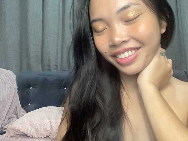 Yumii's BongaCams show and profile