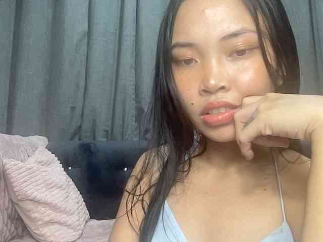 Yumii Live Webcam on BongaCams