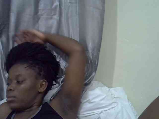 Sexxiest Live Webcam on BongaCams