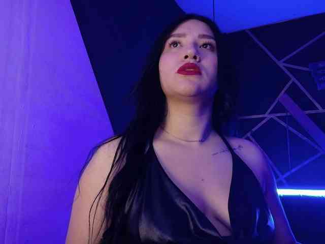 VeronicaLewis webcam