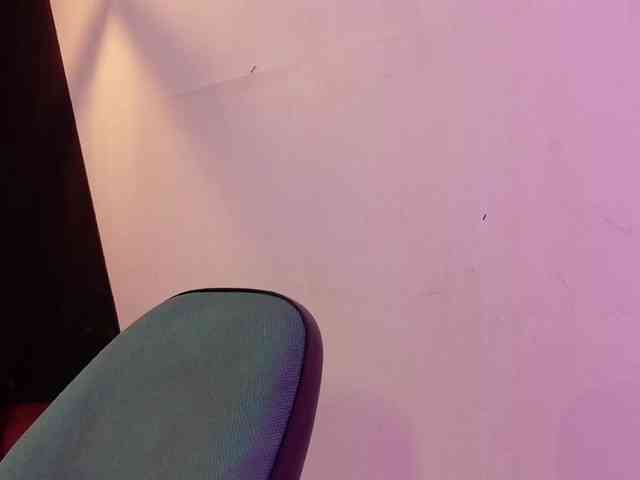 VeronicaLewis webcam