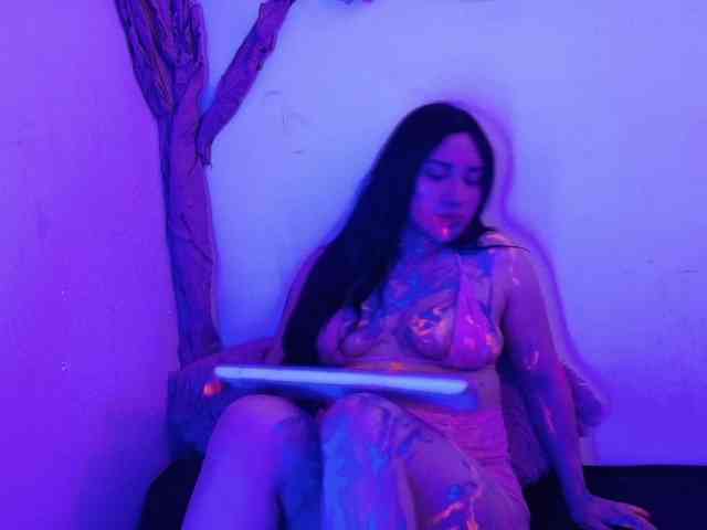 VeronicaLewis webcam