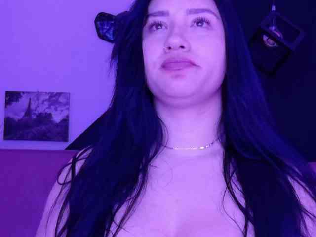 VeronicaLewis webcam