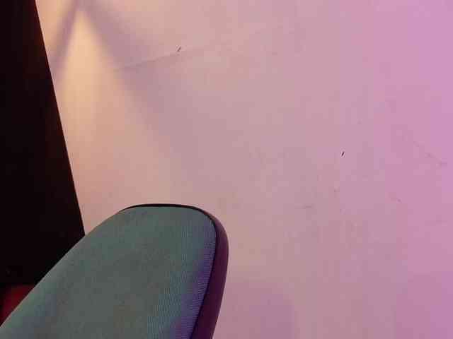 VeronicaLewis webcam