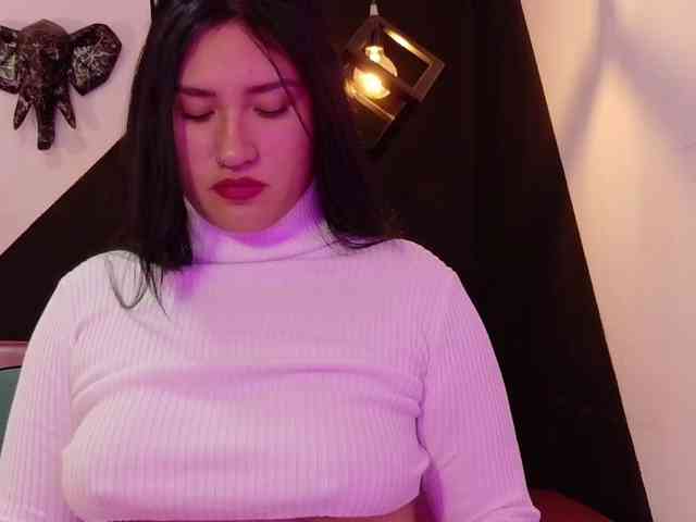 VeronicaLewis webcam