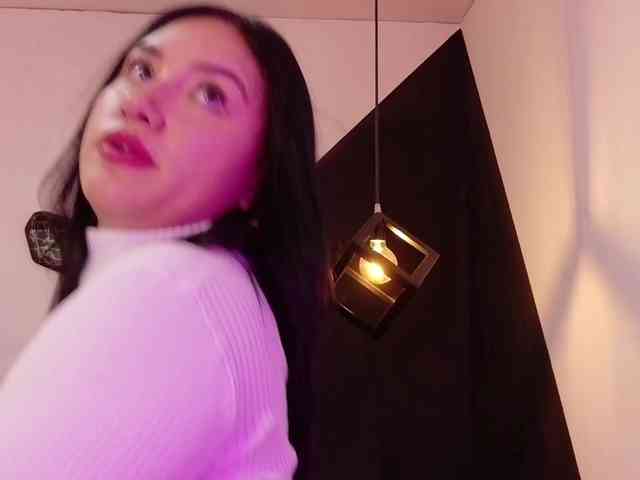 VeronicaLewis webcam