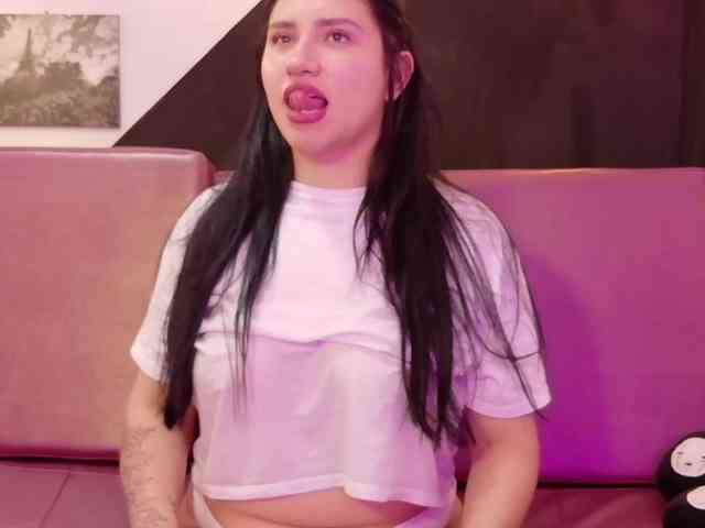 VeronicaLewis webcam