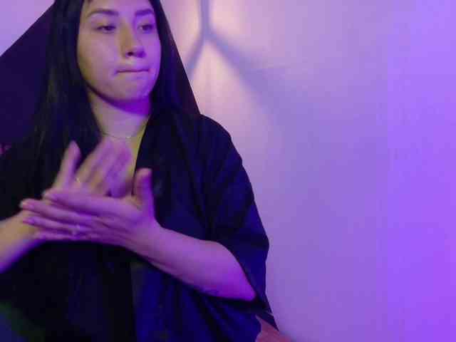 VeronicaLewis webcam