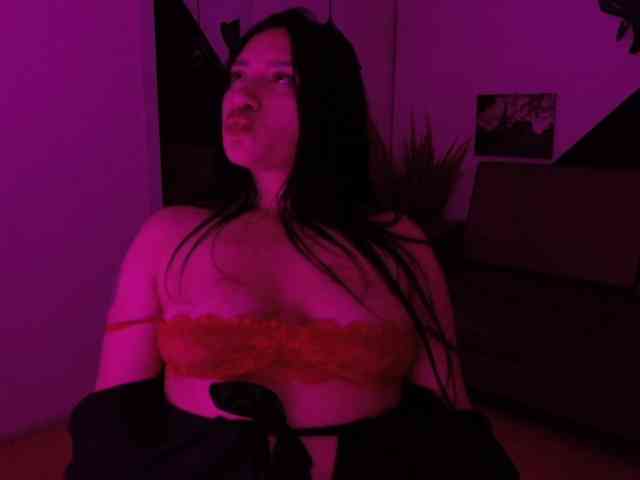 VeronicaLewis webcam