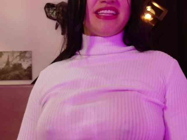 VeronicaLewis webcam