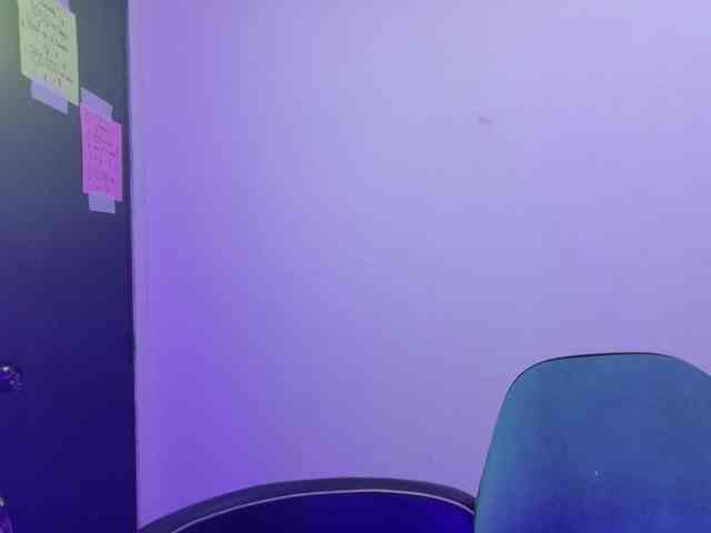 VeronicaLewis webcam