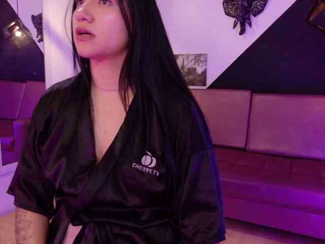 VeronicaLewis webcam