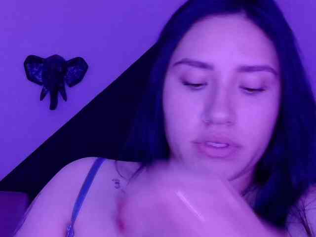 VeronicaLewis webcam