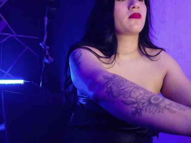 VeronicaLewis webcam