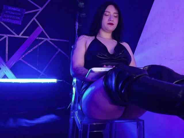 VeronicaLewis webcam