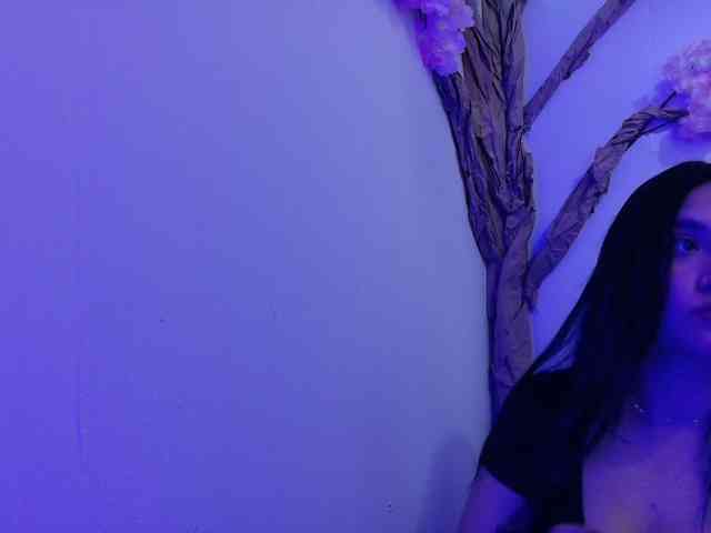 VeronicaLewis webcam