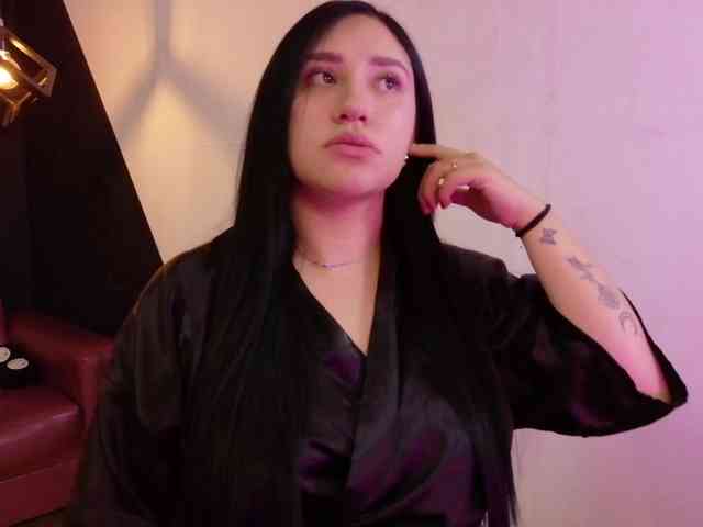 VeronicaLewis webcam