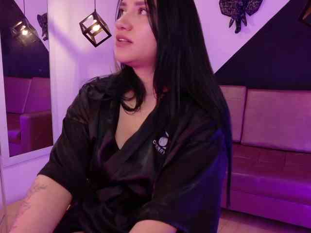 VeronicaLewis webcam