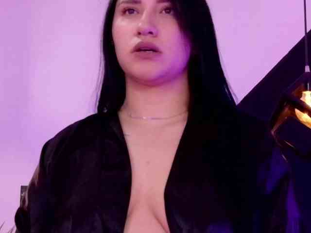 VeronicaLewis webcam