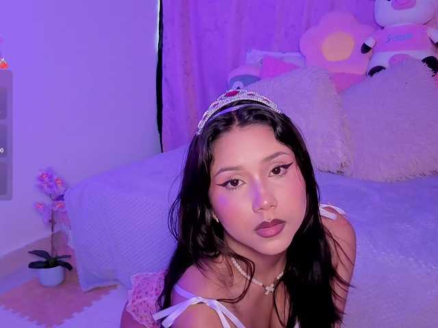  AlanizRose chat room