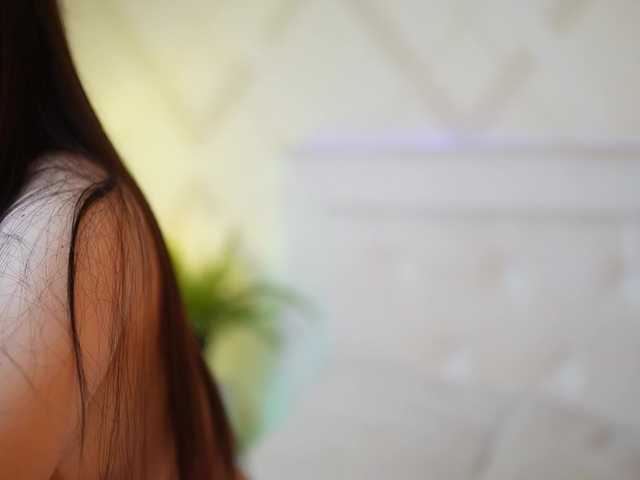 JadeHasy's BongaCams show and profile