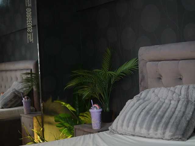 CelineHeaven's BongaCams show and profile