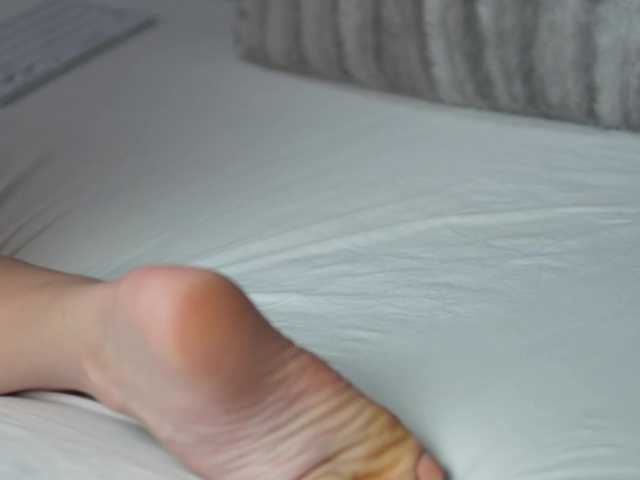 CelineHeaven's BongaCams show and profile