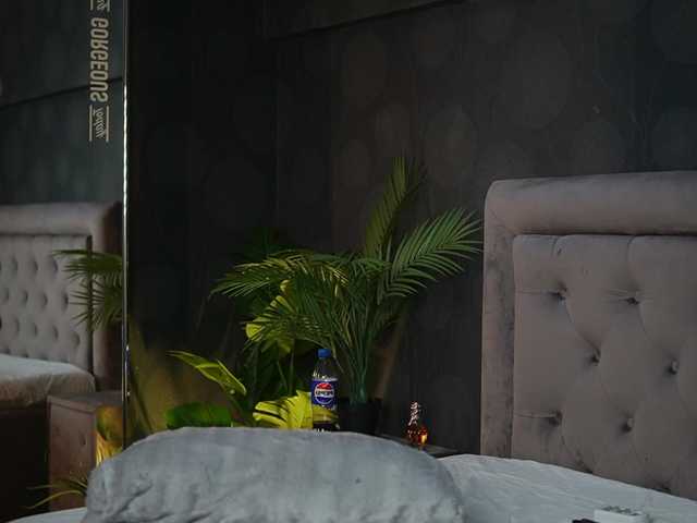 CelineHeaven's BongaCams show and profile