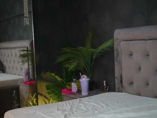 CelineHeaven live cam profile