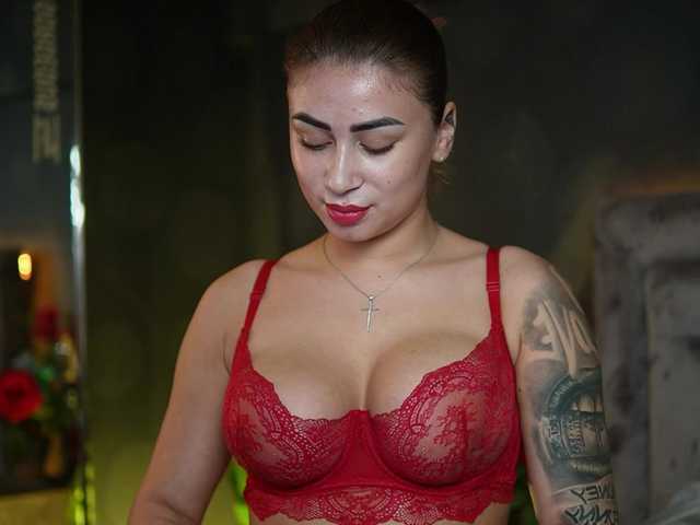  AmeliaJupiter chat room