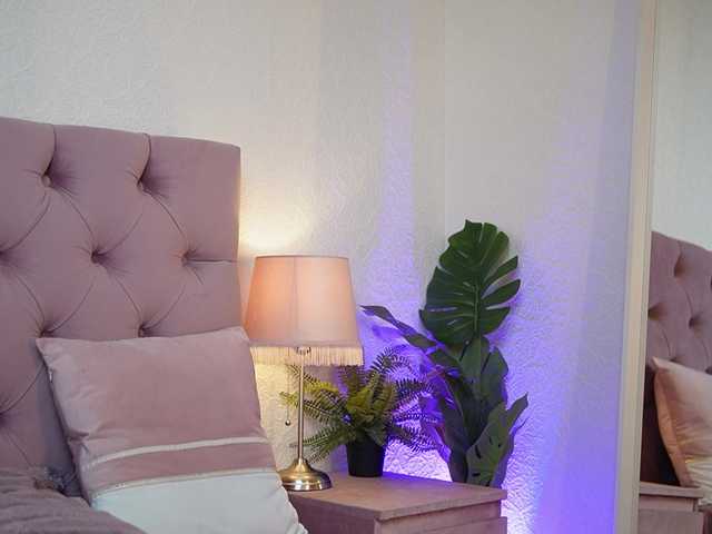 AmeliaJupiter's BongaCams show and profile