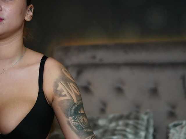  AmeliaJupiter chat room