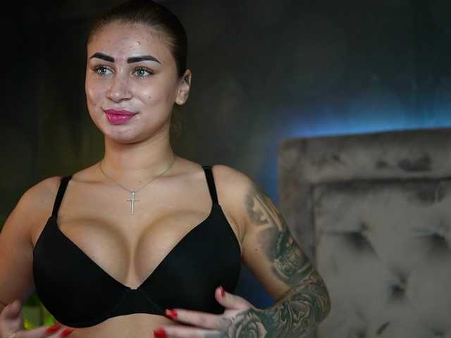  AmeliaJupiter chat room