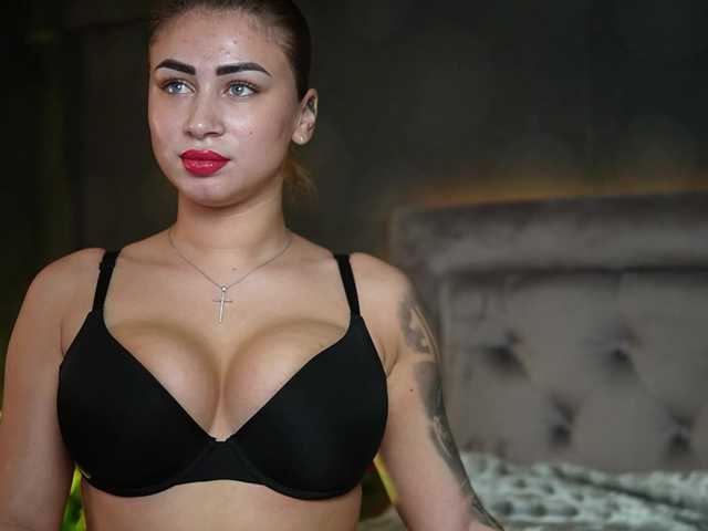  AmeliaJupiter chat room