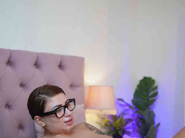 AmeliaJupiter webcam